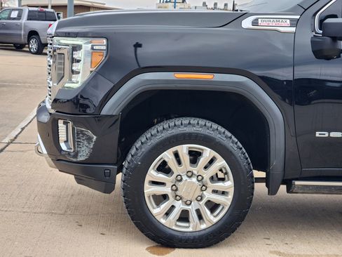 Used 2021 GMC Sierra 2500 Denali w/ Denali Ultimate Package image 10