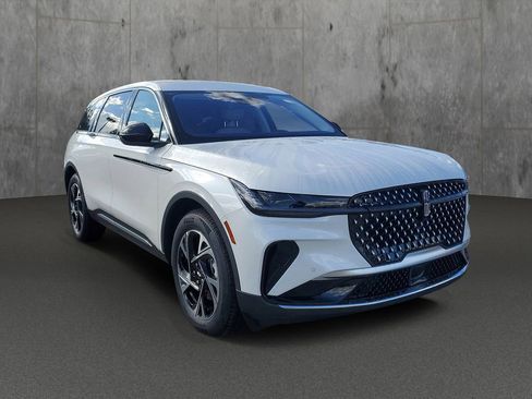 New 2026 Lincoln Nautilus Premier image 31