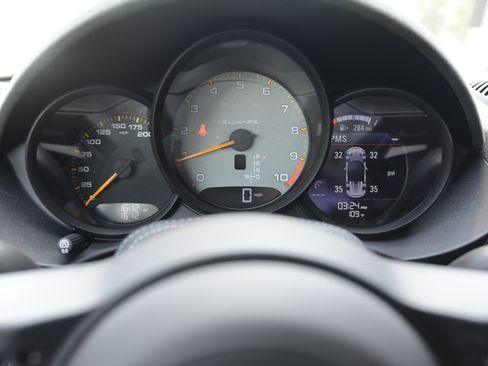 Used 2025 Porsche 718 Boxster Spyder RS RWD image 19