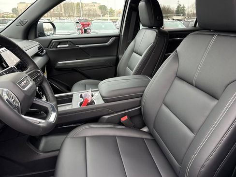 New 2026 GMC Acadia Elevation w/ Black Edition image 5