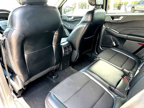 Used 2025 Ford Escape ST-Line FWD image 19