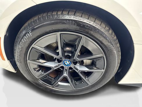 Used 2023 BMW i4 eDrive40 RWD image 86