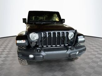 Used 2022 Jeep Gladiator Sport AWD/4WD video 2