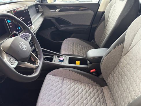 New 2026 Volkswagen Tiguan S image 11