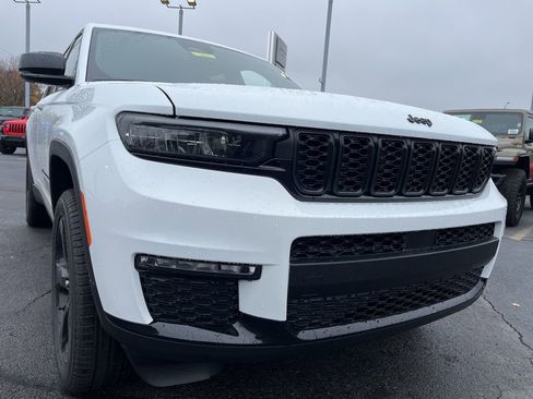New 2025 Jeep Grand Cherokee L Limited w/ Black Appearance Package image 49