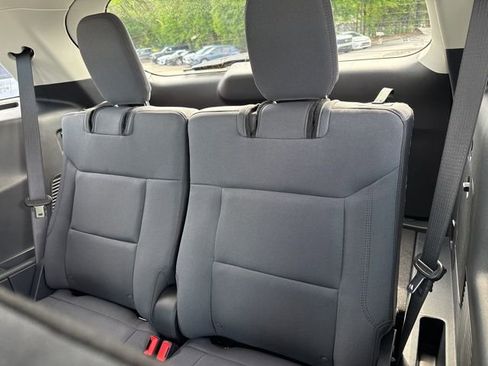 New 2026 Ford Explorer Active RWD image 19