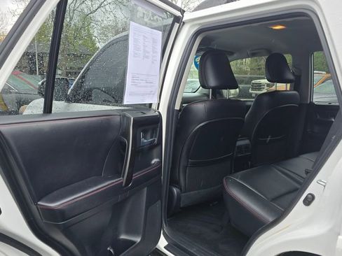 Used 2016 Toyota 4Runner TRD Pro image 15