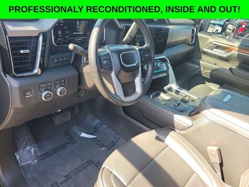 Used 2024 GMC Sierra 2500 Denali w/ Denali Reserve Package AWD/4WD image 8