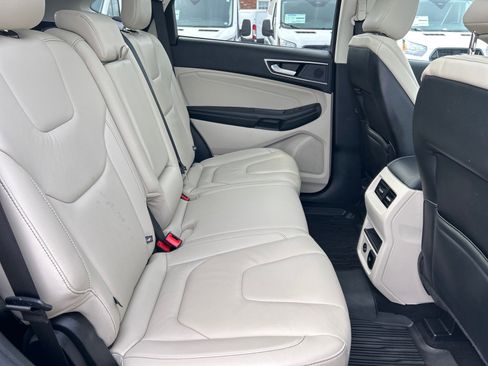 Certified 2022 Ford Edge Titanium image 22