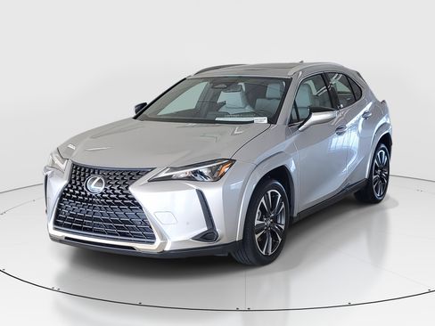 Used 2025 Lexus UX 300h FWD w/ Accessory Package (Z1) image 5