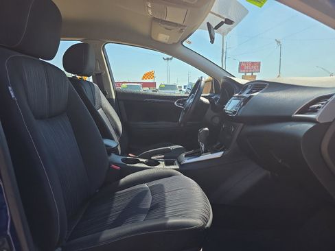 Used 2016 Nissan Sentra SV FWD image 19