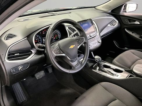 Used 2024 Chevrolet Malibu LT w/ Midnight Edition FWD image 17