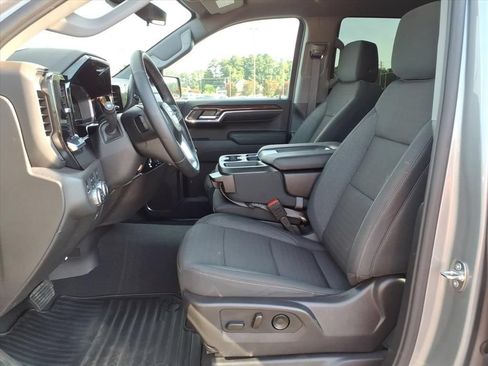 Used 2024 GMC Sierra 1500 Elevation w/ X31 Off-Road Package AWD/4WD image 3