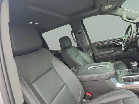 Used 2022 Chevrolet Silverado 1500 LTZ w/ LTZ Premium Package AWD/4WD image 27
