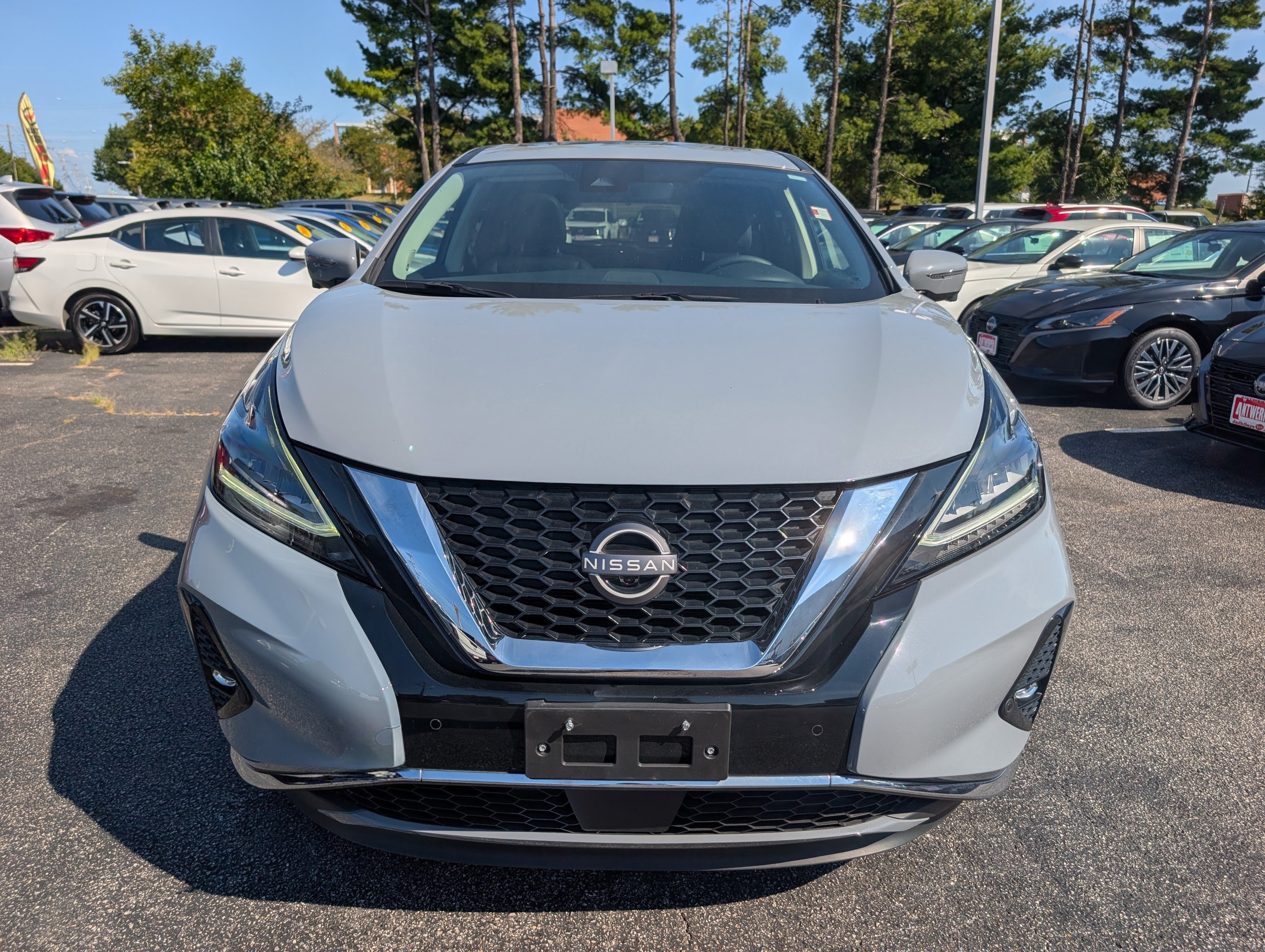 Used 2024 Nissan Murano SL AWD/4WD image 8