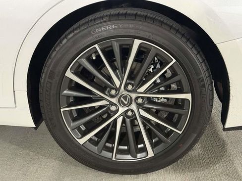 New 2025 Lexus ES 350 w/ Premium Package FWD image 12