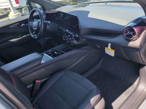 Used 2026 Chevrolet Blazer EV RS image 35