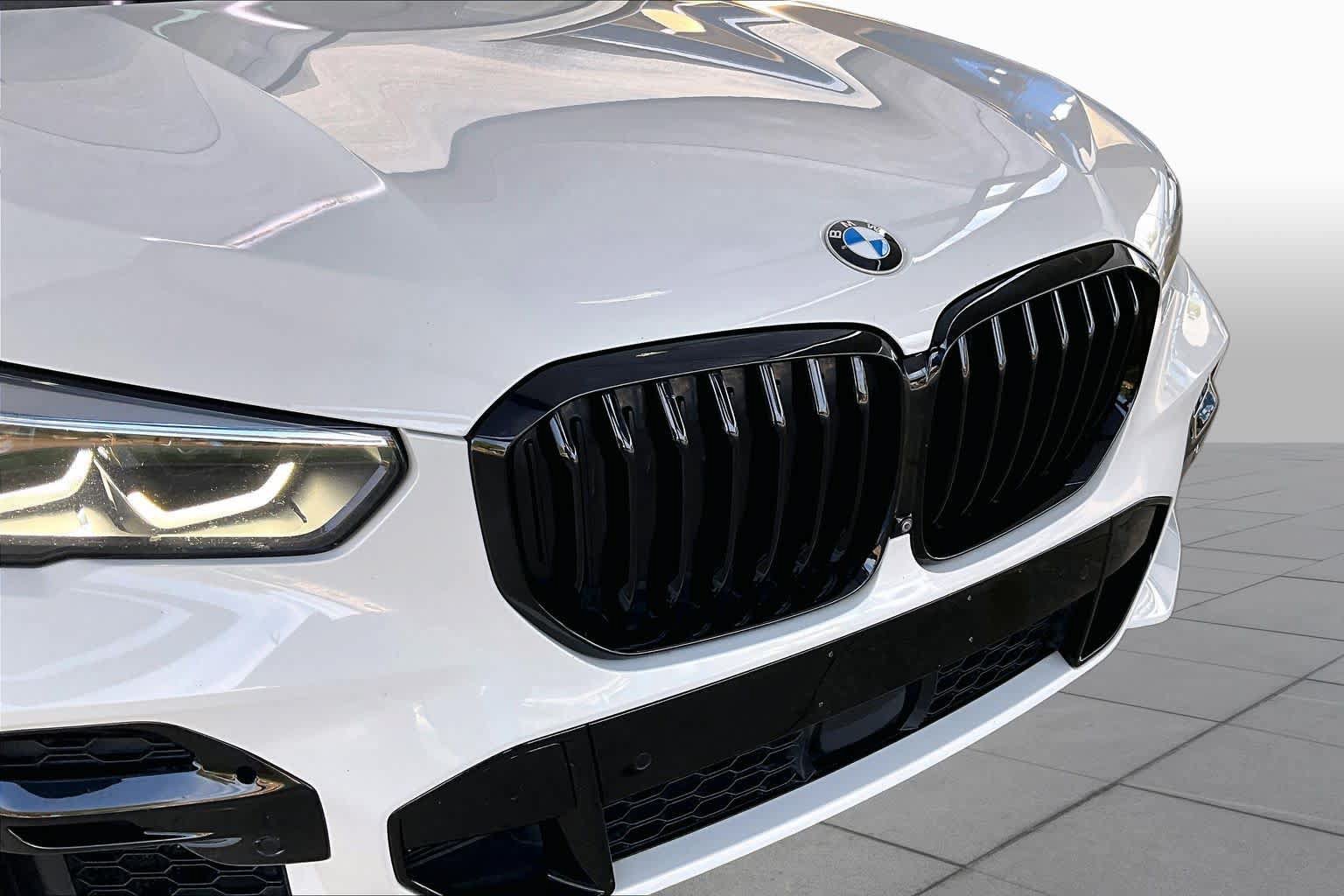 Used 2022 BMW X5 sDrive40i w/ M Sport Package RWD image 29