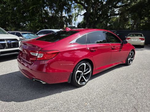 Used 2019 Honda Accord Sport image 3