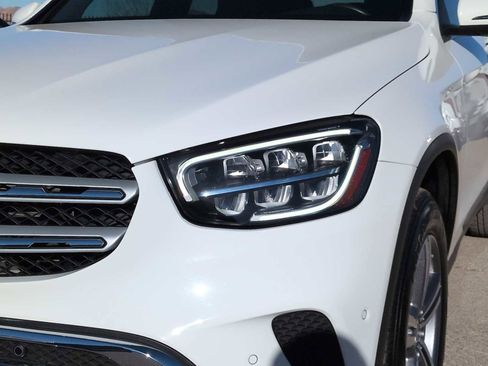 Used 2022 Mercedes-Benz GLC 300 image 11
