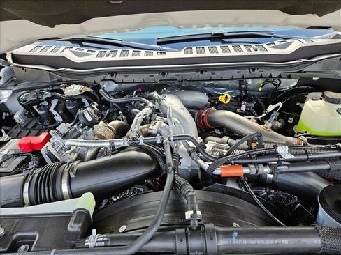 New 2026 Ford F250 Platinum image 17