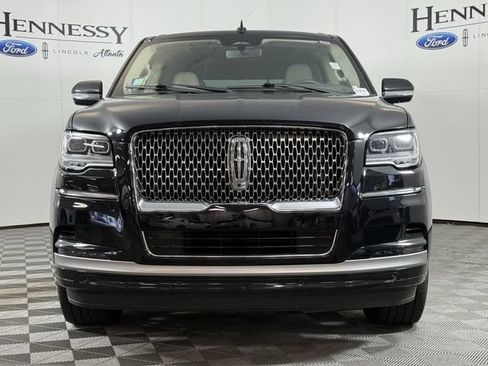 Certified 2023 Lincoln Navigator Reserve AWD/4WD image 29