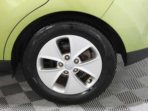 Used 2015 Kia Soul FWD image 15