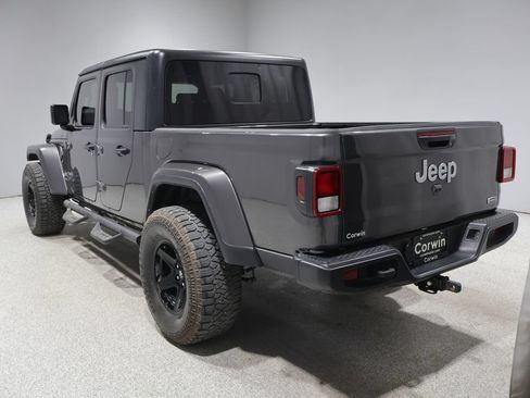Used 2021 Jeep Gladiator Overland w/ Popular Equipment Package AWD/4WD image 5