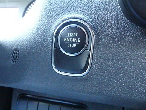 Used 2023 Mercedes-Benz Sprinter 1500 image 14