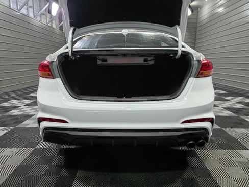 Used 2018 Hyundai Elantra Sport image 35