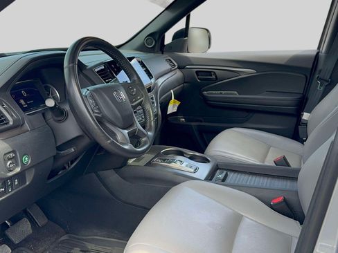 Certified 2023 Honda Passport EX-L image 28