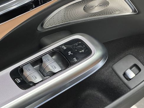 New 2026 Mercedes-Benz E 350 4MATIC Sedan image 11