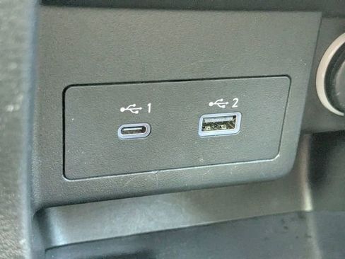 Used 2023 Nissan Kicks SV image 22