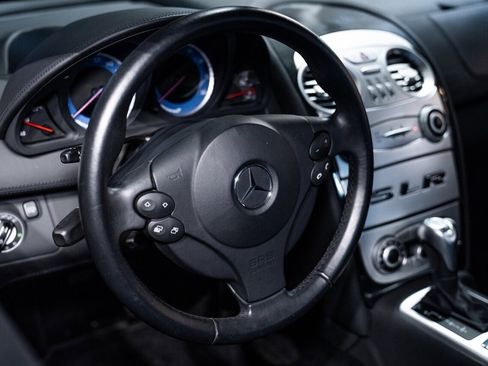 Used 2006 Mercedes-Benz SLR image 7