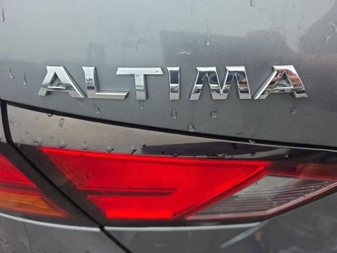 Used 2020 Nissan Altima 2.5 S w/ Driver Assist Package FWD image 16