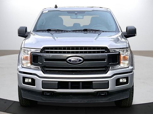 Used 2020 Ford F150 XLT w/ Equipment Group 302A Luxury image 3