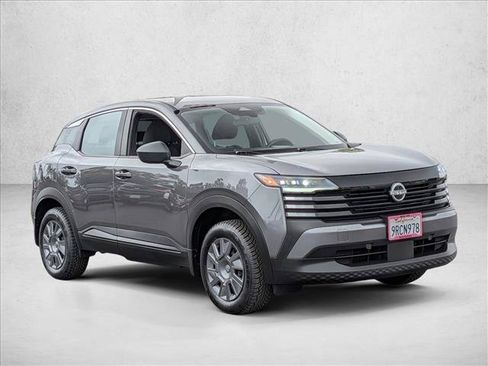 Used 2025 Nissan Kicks S AWD/4WD image 4