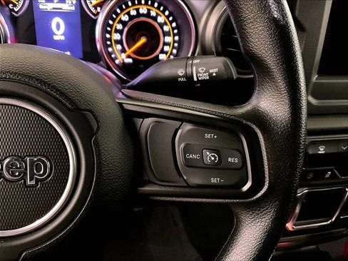 Used 2023 Jeep Wrangler Sport AWD/4WD image 18