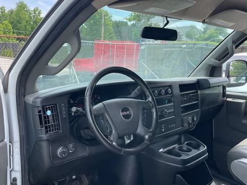 Used 2023 GMC Savana 2500 w/ Driver Convenience Package RWD image 15