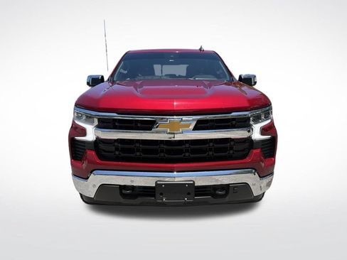 Used 2024 Chevrolet Silverado 1500 LT AWD/4WD image 3