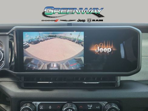 Used 2025 Jeep Wrangler Unlimited Sport AWD/4WD image 20