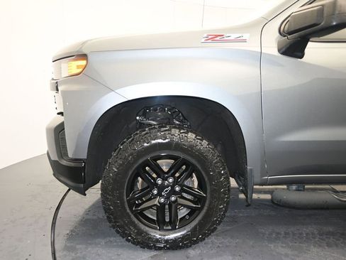 Used 2022 Chevrolet Silverado 1500 Custom Trail Boss w/ Safety Confidence Package AWD/4WD image 9
