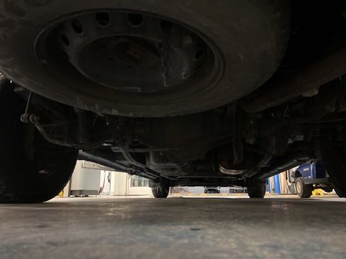 Used 2016 Nissan NV 3500 SL image 11