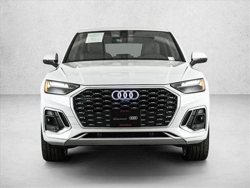 Certified 2024 Audi Q5 2.0T Premium Plus w/ Premium Plus Package image 2