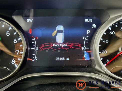Used 2021 Jeep Compass Latitude w/ Sun and Sound Group AWD/4WD image 14