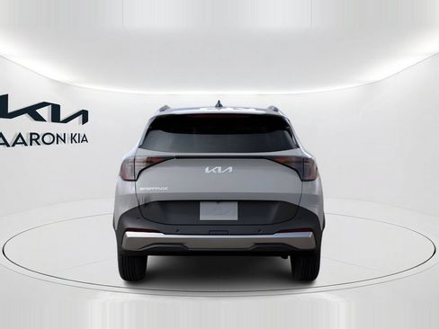 New 2026 Kia Sportage EX w/ EX Panorama Roof Package FWD image 5