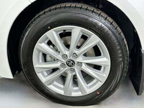 New 2026 Toyota Corolla XLE image 32