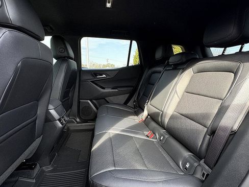 New 2026 Chevrolet Equinox LT w/ Convenience Package II image 10