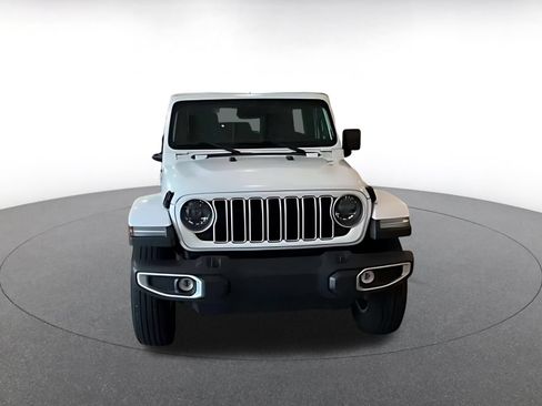 Used 2025 Jeep Wrangler Unlimited Sahara AWD/4WD image 12