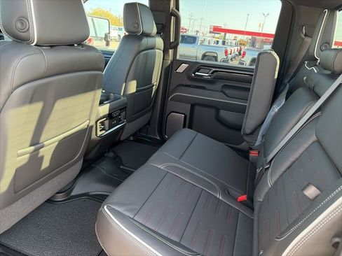 Used 2026 GMC Sierra 2500 AT4X w/ LPO, Black Badging Package image 11